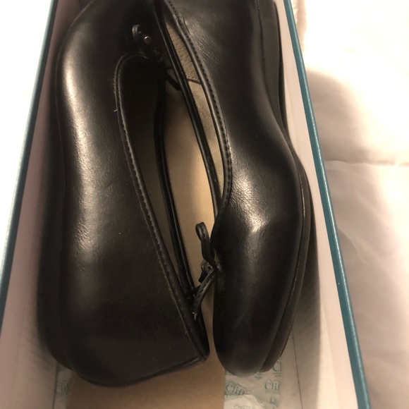 EUC Cliffs by White Mountain Slip On Aubrie Flats Runs A Bit Large For Me - Picture 5 of 7